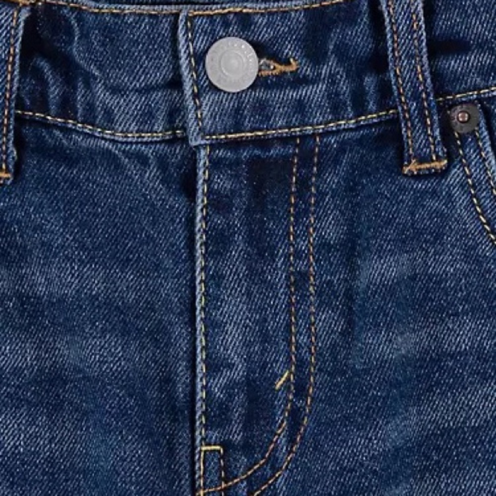 Levis Jeans. Kids Pants size Medium.